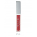  
Color Lip Gloss: 05